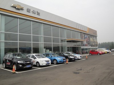 潤(rùn)藝雪佛蘭新景程 挑戰(zhàn)高檔中級(jí)車市場(chǎng)_愛卡汽車